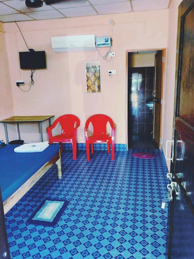Hotel Blue Bird Residency Lakshmanpur Habitación foto