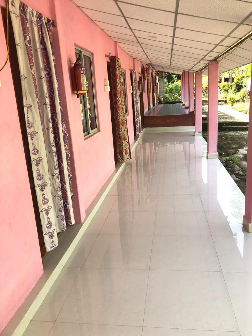 Hotel Blue Bird Residency Lakshmanpur Exterior foto